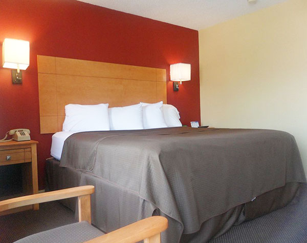 Oceanview Inn 1 King Bed